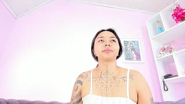 miss soffi  online show from May 11, 2026, 12:06 pm