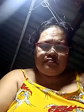 Chubbysweetmom online show from January 13, 2026, 12:09 pm