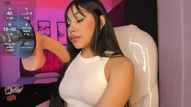 Snapshot of Olivia_ds chatting on March 11, 2025, 4:30 am Olivia ds online show from March 11, 2025, 4:30 am