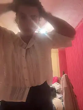 winnie woo online show from June 12, 2026, 9:34 pm