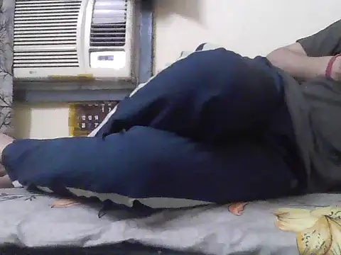 Snapshot of Desi_Rider_Aadi chatting on May 4, 2026, 3:15 pm Desi Rider Aadi online show from May 4, 2026, 3:15 pm