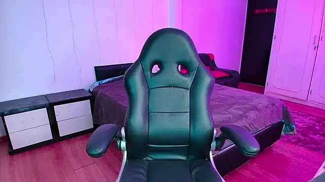 Snapshot of yesie_hot chatting on November 24, 2025, 11:16 pm yesie hot online show from November 24, 2025, 11:16 pm