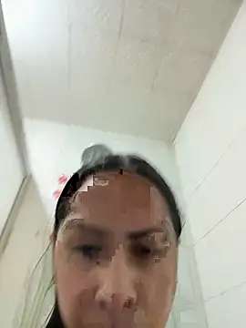 Snapshot of yesie_hot chatting on September 9, 2025, 12:10 am yesie hot online show from September 9, 2025, 12:10 am