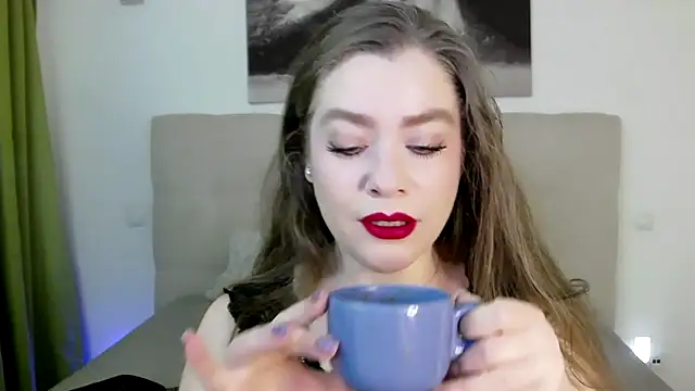 Snapshot of PetersEmily chatting on March 9, 2025, 11:14 pm PetersEmily online show from March 9, 2025, 11:14 pm