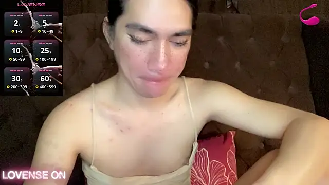 QUEEN LILITH online show from April 2, 2026, 4:46 pm