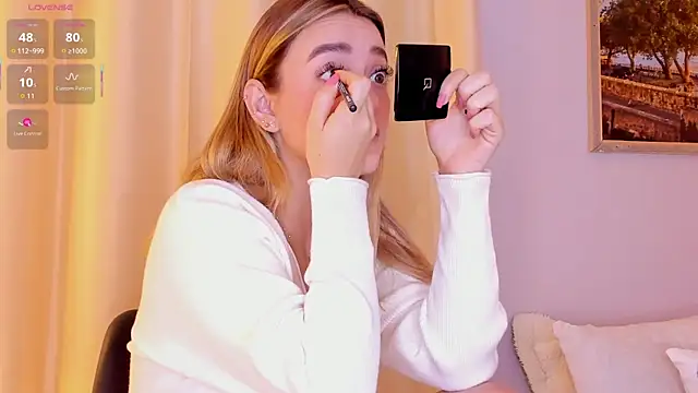 Snapshot of Assh_lee_ chatting on December 15, 2025, 1:06 pm Assh lee online show from December 15, 2025, 1:06 pm