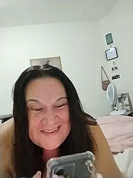 Yaya Mineira online show from February 22, 2026, 2:03 am