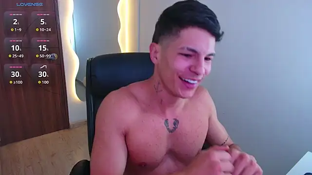 Snapshot of harrisoncuper chatting on May 12, 2026, 10:05 pm harrisoncuper online show from May 12, 2026, 10:05 pm