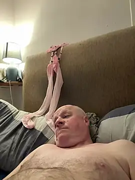 Snapshot of locallad88 chatting on February 14, 2026, 12:00 am locallad88 online show from February 14, 2026, 12:00 am