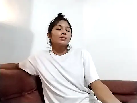 MaxxineMorenaTs online show from December 14, 2025, 8:36 pm