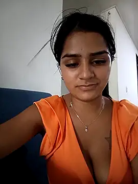 AnnRosse18 online show from February 15, 2025, 9:17 pm