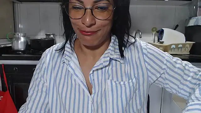 kateleyagrey online show from November 16, 2025, 11:59 am