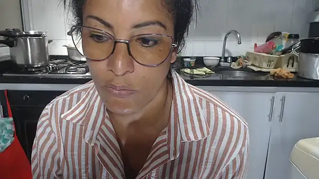 kateleyagrey online show from October 30, 2025, 10:28 pm