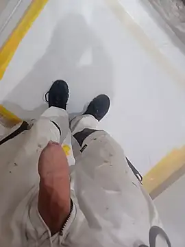 Snapshot of GeilerSchweizer chatting on November 6, 2025, 3:16 pm GeilerSchweizer online show from November 6, 2025, 3:16 pm