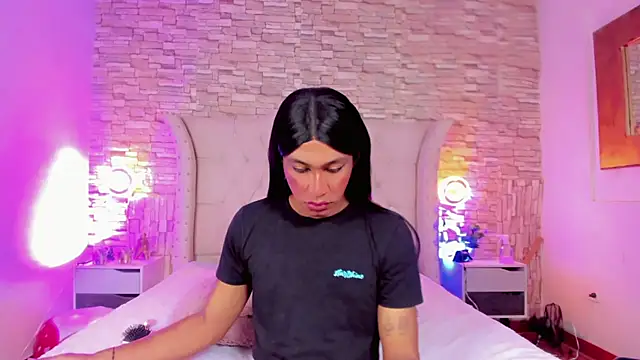 Lucia-sex online show from March 4, 2026, 8:05 pm