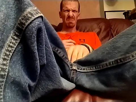 Snapshot of Yourtoy429 chatting on October 1, 2025, 9:47 am Yourtoy429 online show from October 1, 2025, 9:47 am