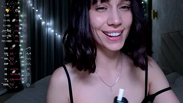 Snapshot of Alice_Wonders chatting on January 6, 2026, 9:08 pm Alice Wonders online show from January 6, 2026, 9:08 pm