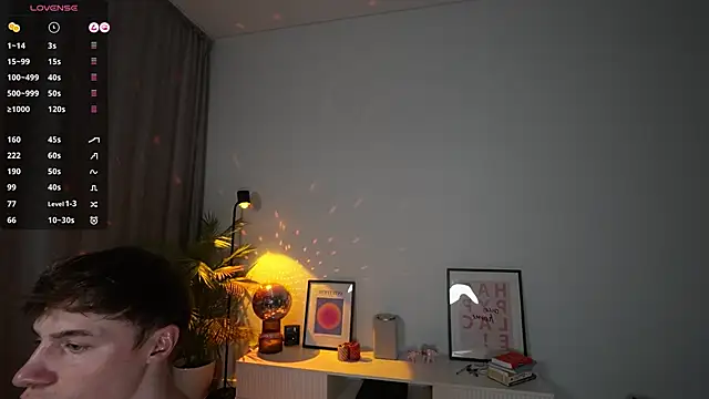 Evan  White  online show from March 1, 2026, 4:07 pm