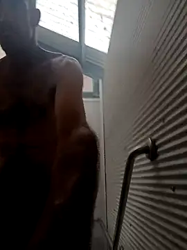 strollnrg069 online show from February 20, 2025, 3:34 am