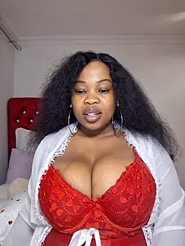 Snapshot of BoobQueenxx chatting on June 7, 2026, 2:39 am BoobQueenxx online show from June 7, 2026, 2:39 am