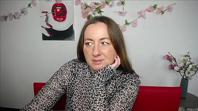 Abby Taylorr online show from November 19, 2025, 7:19 am