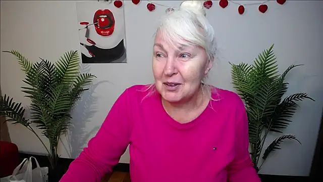 Snapshot of BlondyLeeBest chatting on February 21, 2026, 7:27 pm BlondyLeeBest online show from February 21, 2026, 7:27 pm