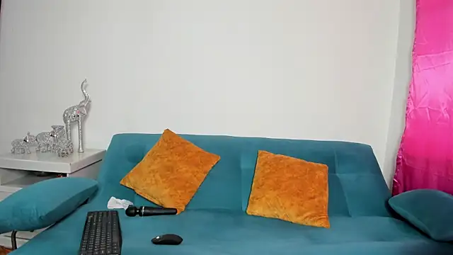 Victoria Jonness online show from December 14, 2025, 5:51 pm