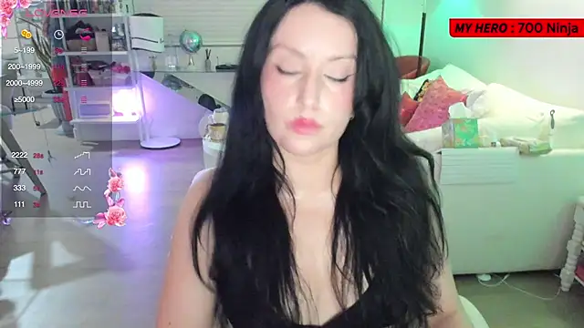 Snapshot of Vesaaa chatting on September 18, 2025, 4:26 am Vesaaa online show from September 18, 2025, 4:26 am