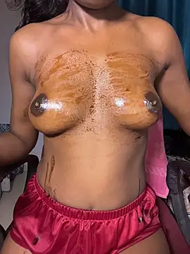 Indian-Squirt online show from April 13, 2026, 5:39 pm