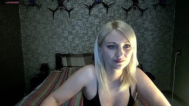 annagreeneyess online show from April 29, 2026, 2:21 pm