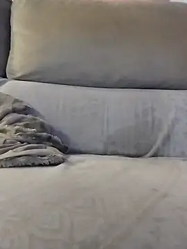 LoGaNfree88 online show from January 18, 2026, 10:57 pm