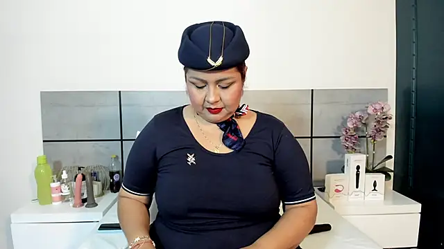 Snapshot of EmmaSmith2 chatting on November 24, 2025, 2:33 am EmmaSmith2 online show from November 24, 2025, 2:33 am