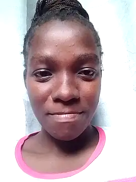 Snapshot of shape30 chatting on December 5, 2025, 6:45 am shape30 online show from December 5, 2025, 6:45 am