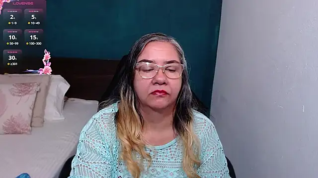 Snapshot of scaelettdubois chatting on September 21, 2025, 8:58 pm scaelettdubois online show from September 21, 2025, 8:58 pm