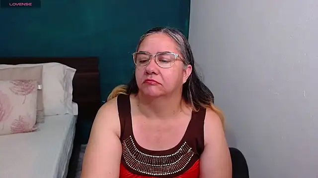 scaelettdubois online show from December 21, 2025, 9:48 pm