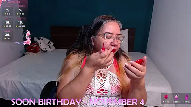 Snapshot of scaelettdubois chatting on October 27, 2025, 10:27 am scaelettdubois online show from October 27, 2025, 10:27 am