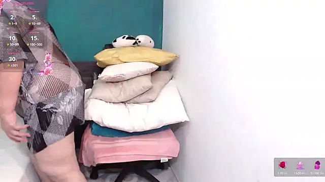 Snapshot of scaelettdubois chatting on November 22, 2025, 11:03 pm scaelettdubois online show from November 22, 2025, 11:03 pm