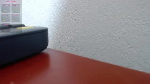 Snapshot of scaelettdubois chatting on December 14, 2025, 3:46 am scaelettdubois online show from December 14, 2025, 3:46 am