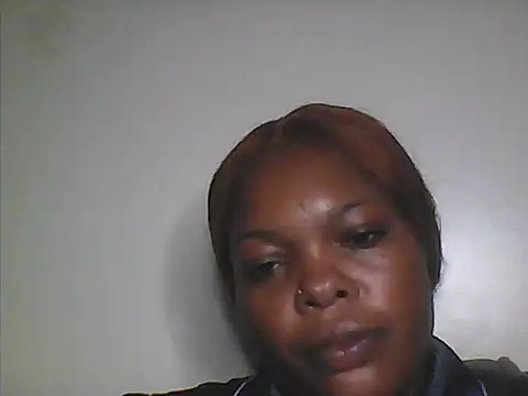 Snapshot of Naughty_Laurah chatting on November 29, 2025, 12:16 pm Naughty Laurah online show from November 29, 2025, 12:16 pm