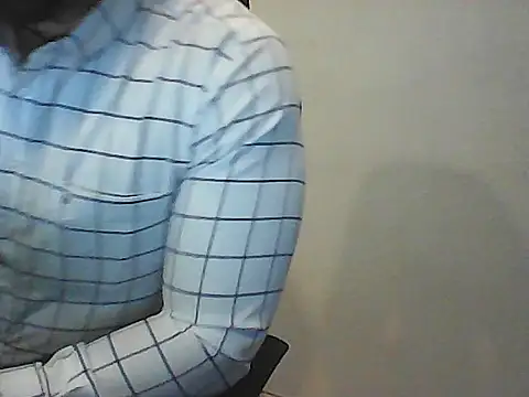 Kalel17073 online show from June 24, 2026, 3:43 pm