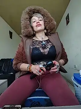 sexymarilyncolombia online show from June 28, 2026, 4:02 pm