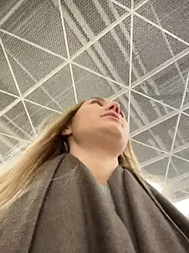 Snapshot of MariaTull chatting on December 19, 2025, 12:51 pm MariaTull online show from December 19, 2025, 12:51 pm