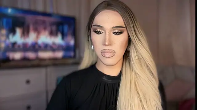 Ts glamxxxx online show from April 11, 2026, 10:19 am