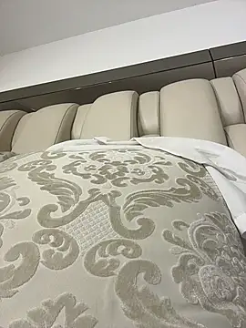 ALISSON FOXXX1 online show from February 26, 2026, 10:54 pm