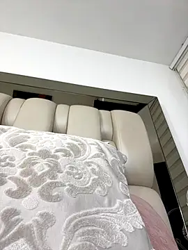 ALISSON FOXXX1 online show from November 25, 2025, 10:54 pm