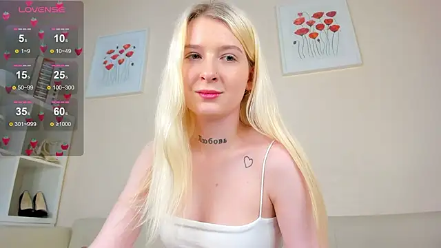 Snapshot of rosa_mariposa_ chatting on March 6, 2025, 9:31 pm rosa mariposa online show from March 6, 2025, 9:31 pm