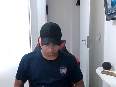 Snapshot of Juninho10c chatting on November 19, 2025, 1:00 pm Juninho10c online show from November 19, 2025, 1:00 pm