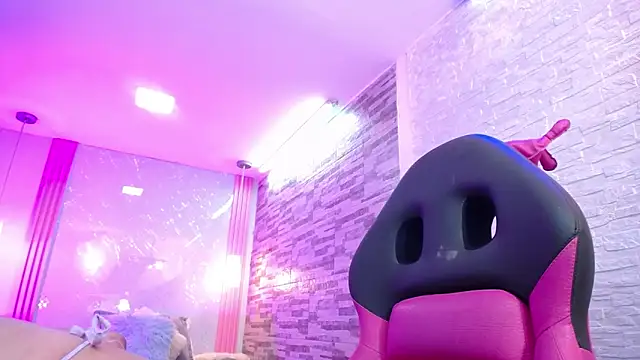 SalmaTits online show from February 20, 2025, 6:03 pm