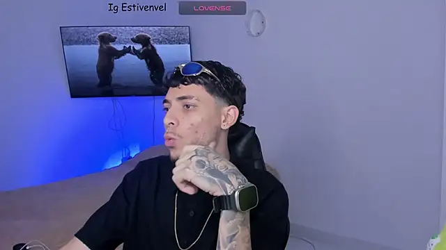 Snapshot of steve_latin chatting on February 1, 2026, 2:04 pm steve latin online show from February 1, 2026, 2:04 pm