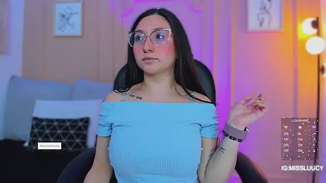 lucy neil online show from March 17, 2026, 2:36 am